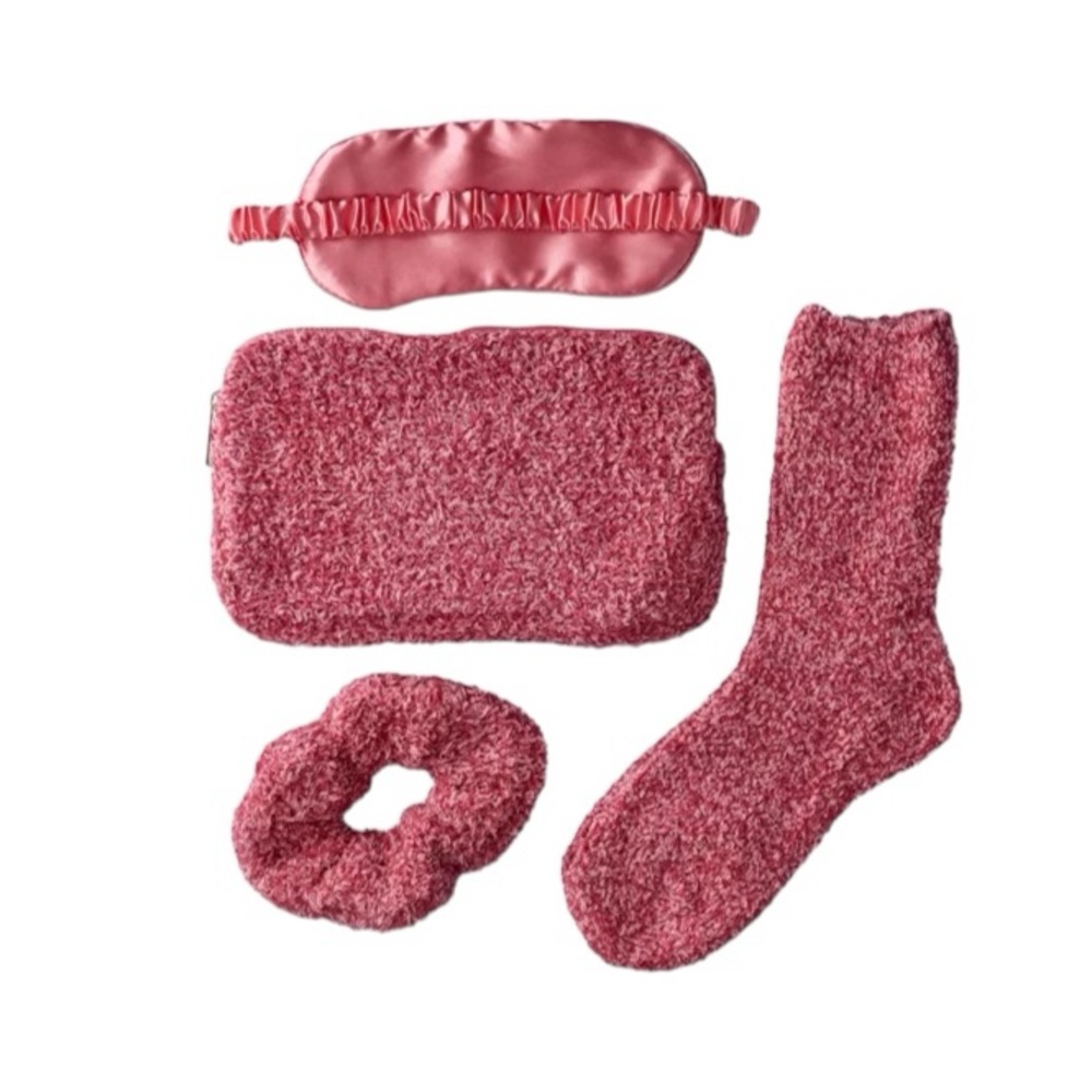 Time And Tru Cozy Travel Set - Picture 4 of 11